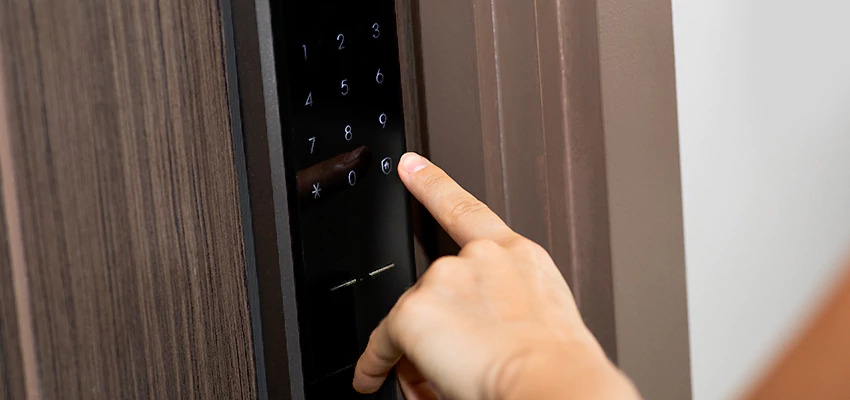 Smart Electric Locks Replacement Services in Sarasota, FL