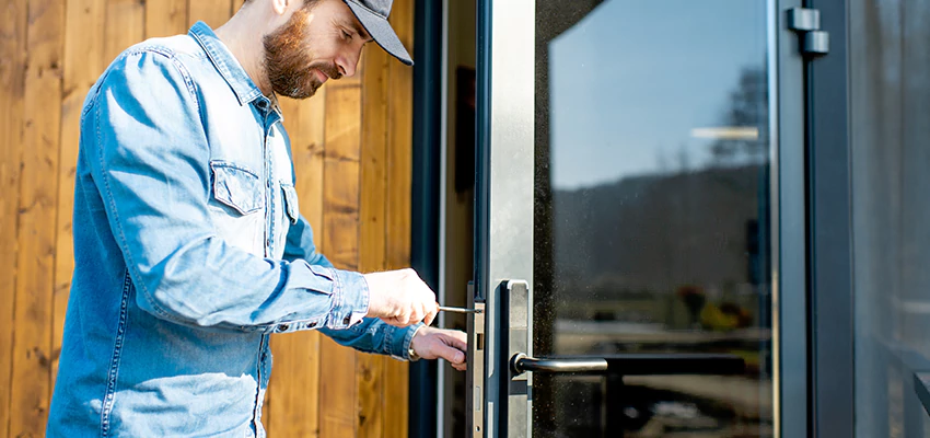 Frameless Glass Storefront Door Locks Replacement in Sarasota, FL