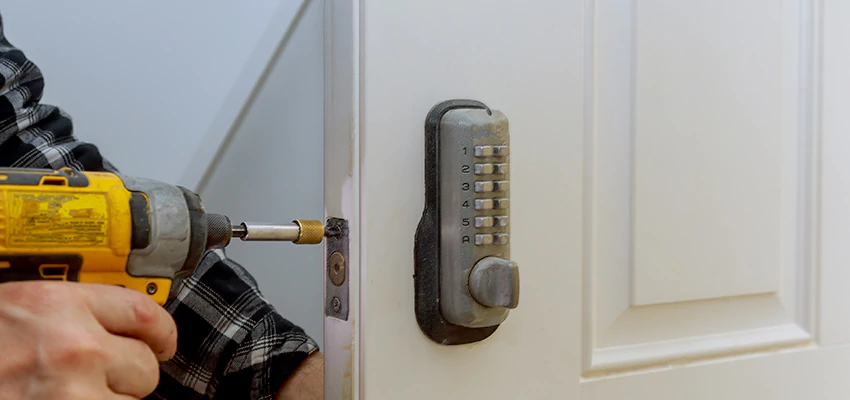 Digital Locks For Home Invasion Prevention in Sarasota, FL